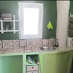 Beachfront - Private Kitchen And Bath Lejlighed