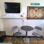 Beachfront - Private Kitchen And Bath * Algeciras