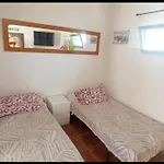 Beachfront - Private Kitchen And Bath Lejlighed