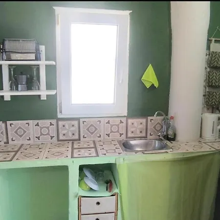 Beachfront - Private Kitchen And Bath Apartment
