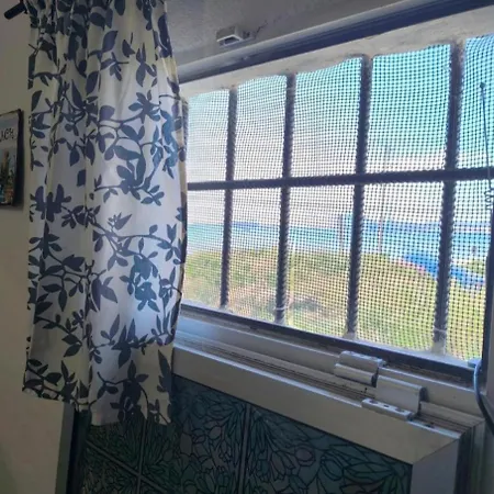 Apartment Beachfront - Private Kitchen And Bath